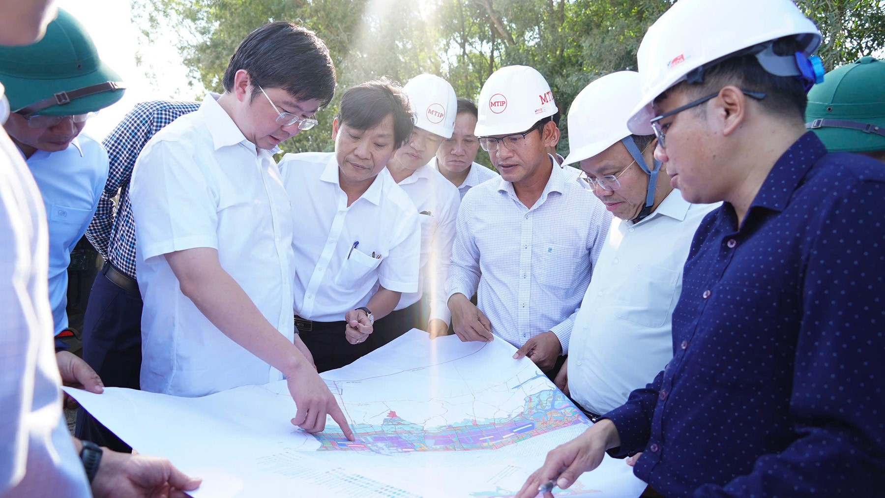 Quảng Trị: Siết tiến độ, tháo gỡ "điểm nghẽn" để đẩy nhanh các dự án trọng điểm