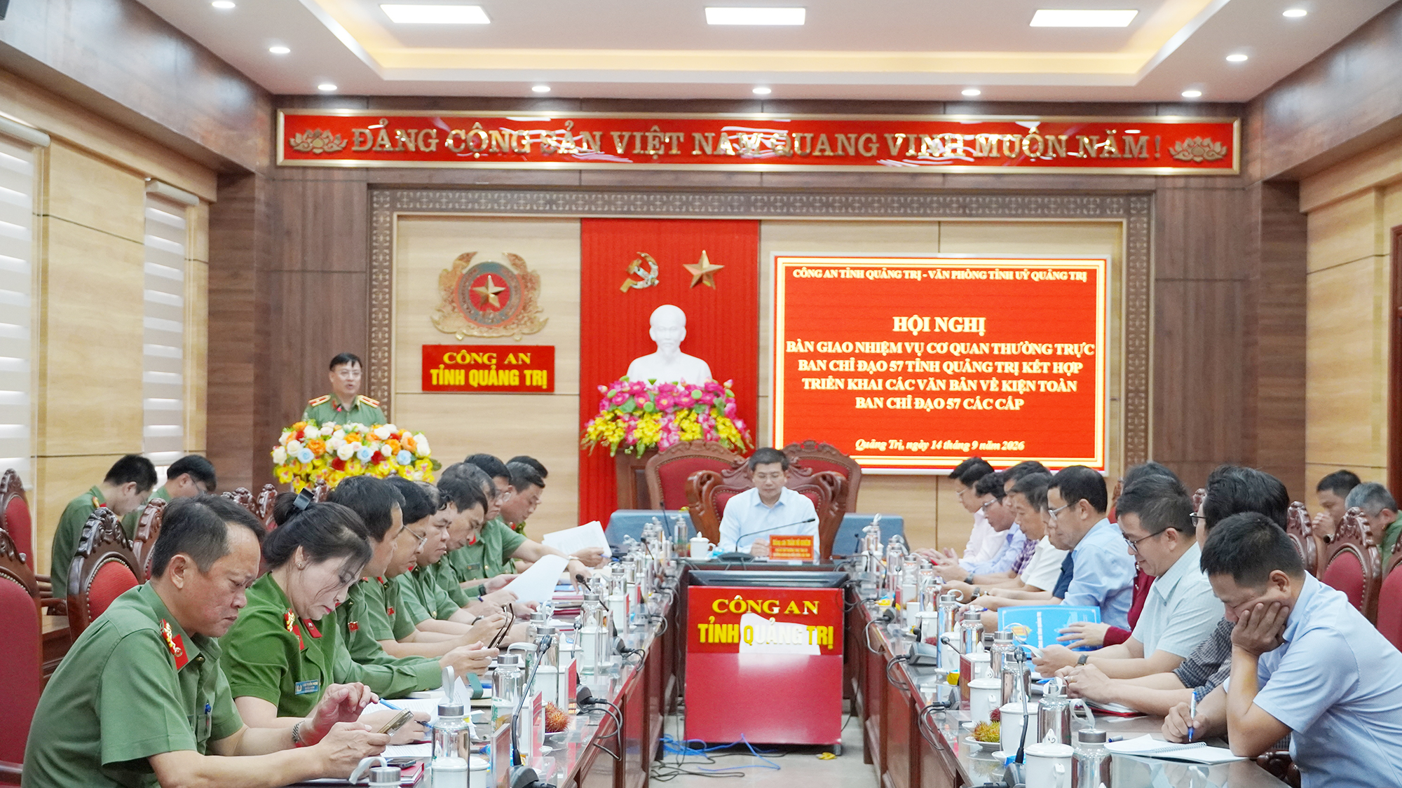 Bàn giao nhiệm vụ Cơ quan Thường trực Ban Chỉ đạo 57 tỉnh từ Văn phòng Tỉnh ủy sang Công an tỉnh