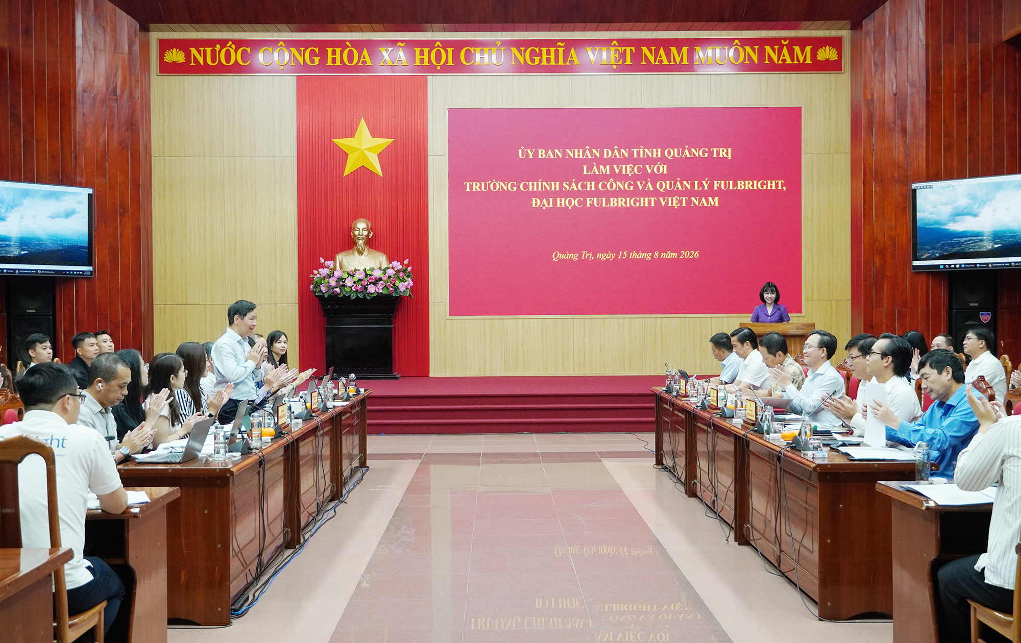 UBND tỉnh làm việc với Trường Chính sách công và Quản lý Fulbright
