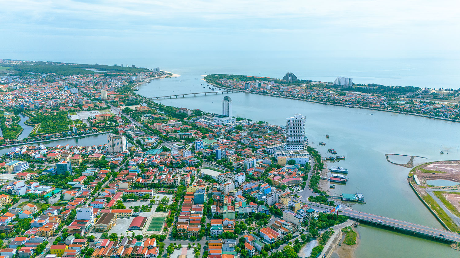 (Video) Điểm tin chỉ đạo, điều hành nổi bật của lãnh đạo UBND tỉnh trong tuần (từ 03/8 - 09/8/2026)