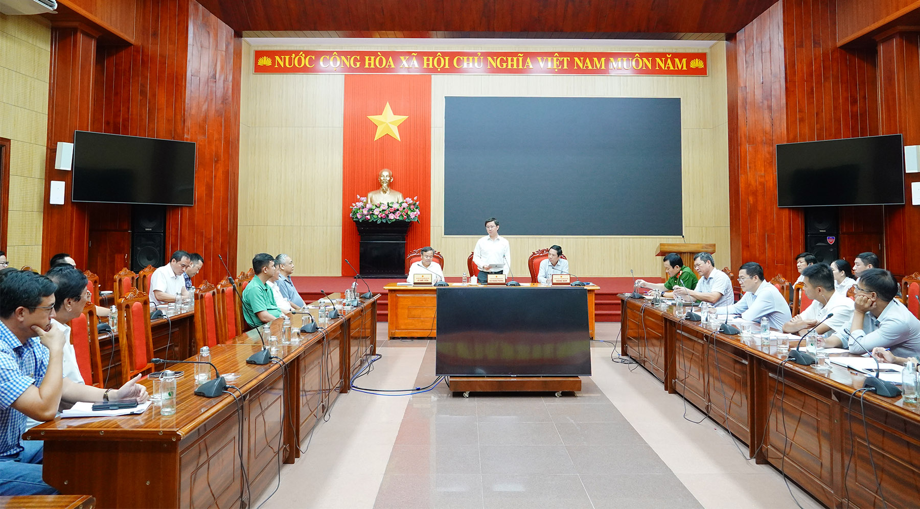 Bảo đảm nguồn vật liệu xây dựng, đẩy nhanh tiến độ các dự án trọng điểm