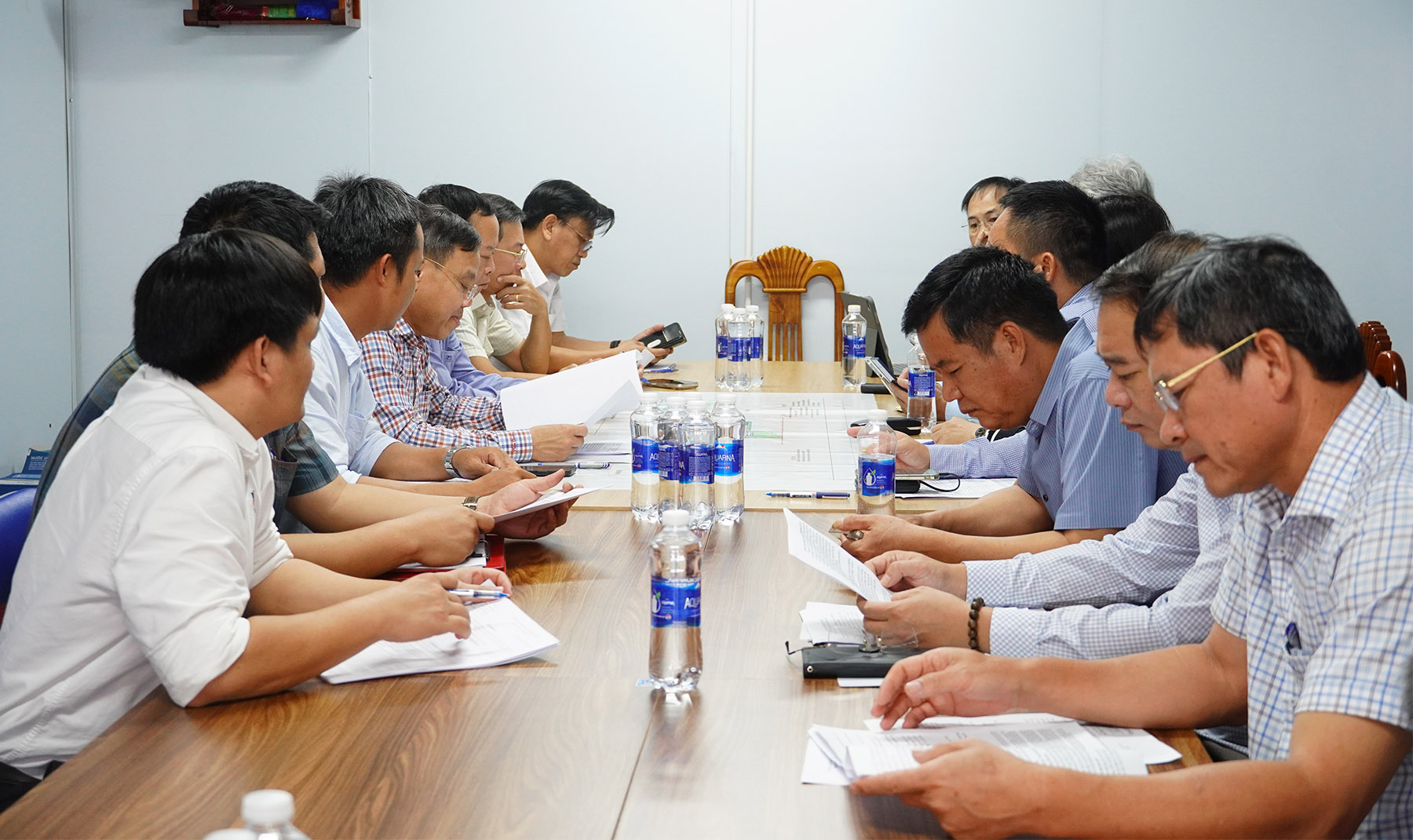 UBND tỉnh nghe báo cáo phương án kiểm tra, đánh giá các hạng mục khu bay dự án Cảng hàng không Quảng Trị
