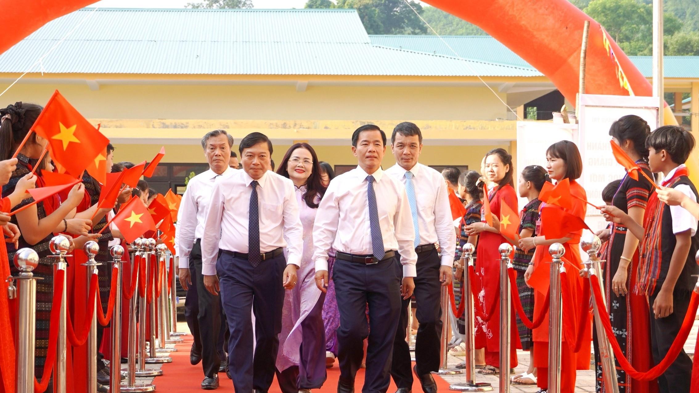 (Video) Bản tin hoạt động nổi bật của lãnh đạo UBND tỉnh trong tuần (từ 24/8 - 05/9/2026)