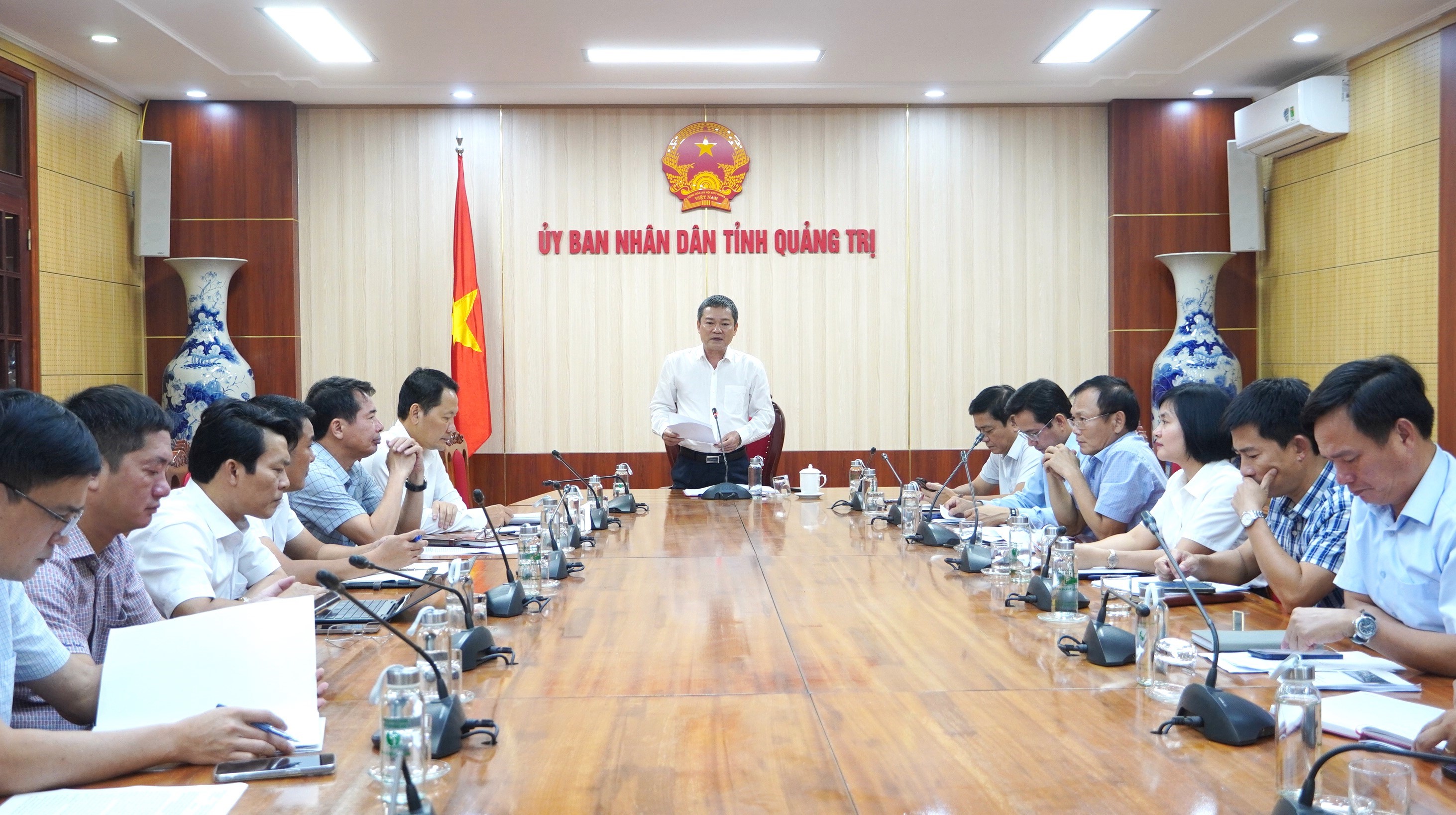 UBND tỉnh làm việc về tiến độ triển khai chỉnh trang, phát triển khu vực bãi biển Nhật Lệ và đường Trương Pháp