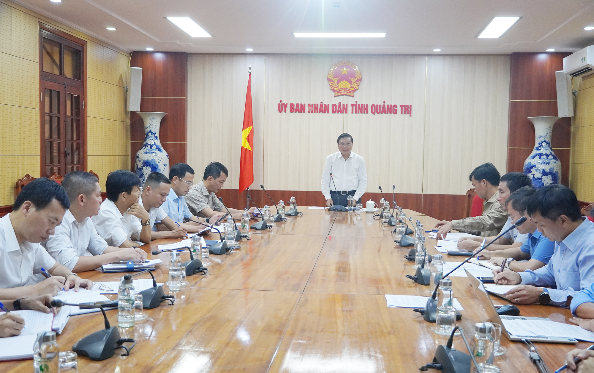 Họp tháo gỡ vướng mắc giải phóng mặt bằng Dự án Đường và kè nối từ cầu Nhật Lệ 2 đến Khu neo đậu tàu thuyền tránh trú bão