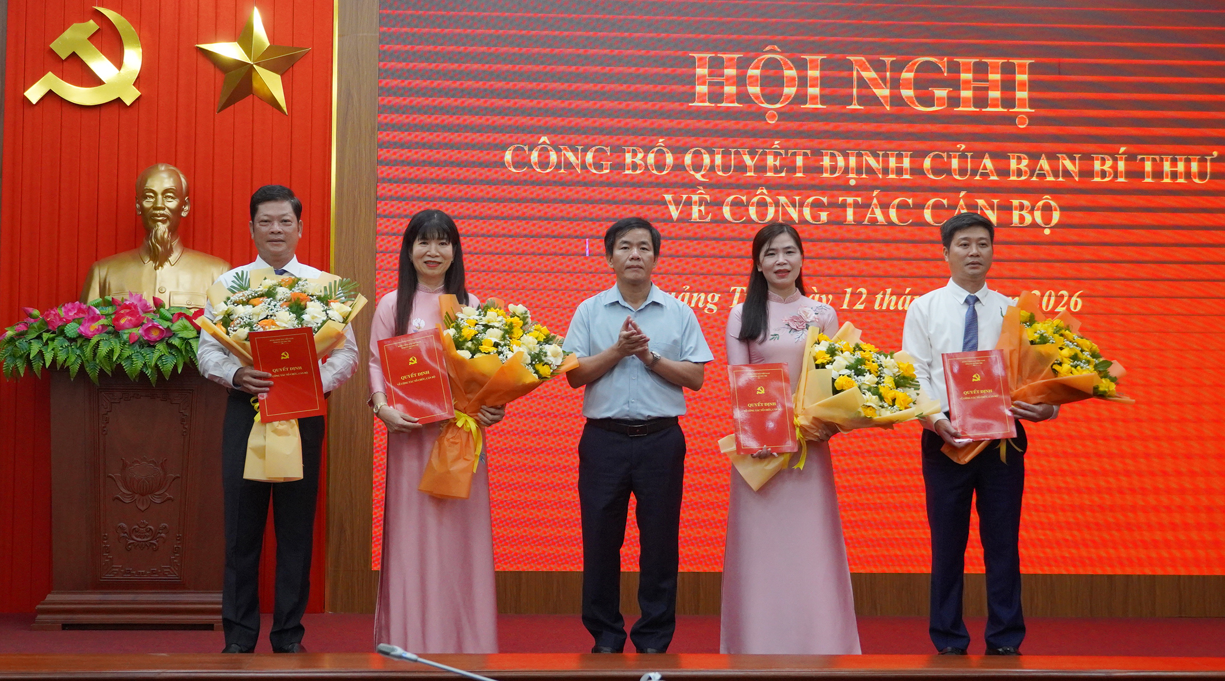 Công bố Quyết định của Ban Bí thư về công tác cán bộ