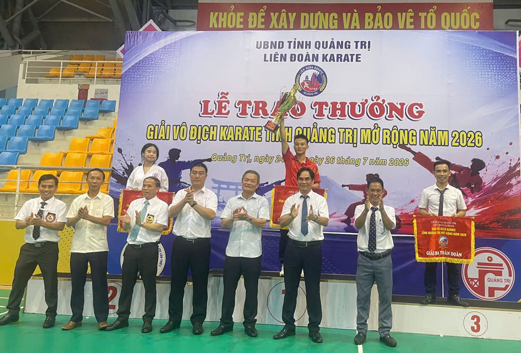 Giải vô địch Karate tỉnh Quảng Trị mở rộng năm 2026: Đoàn Năng khiếu Nghĩa Dũng Đồng Hới đoạt Cúp vô địch