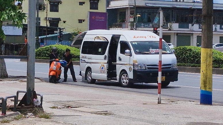Tăng cường xử lý phương tiện dừng, đỗ, đón, trả khách sai quy định