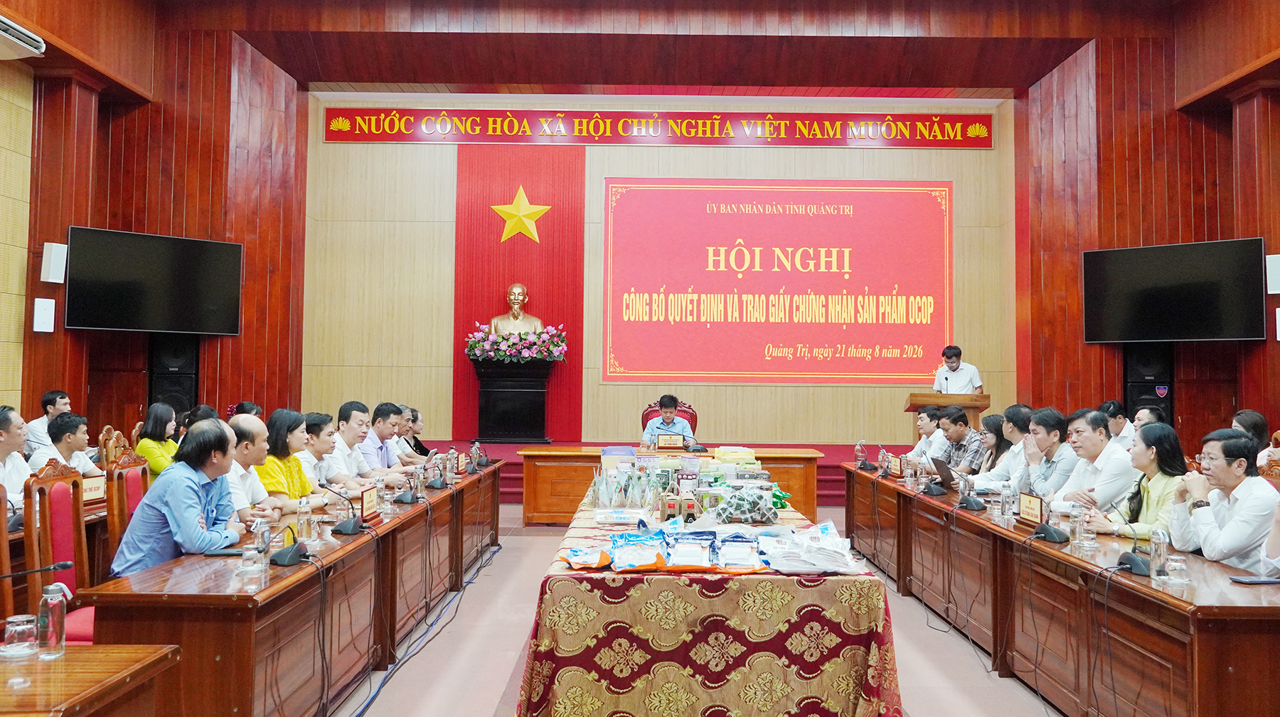 Công bố, trao giấy chứng nhận 31 sản phẩm OCOP năm 2025