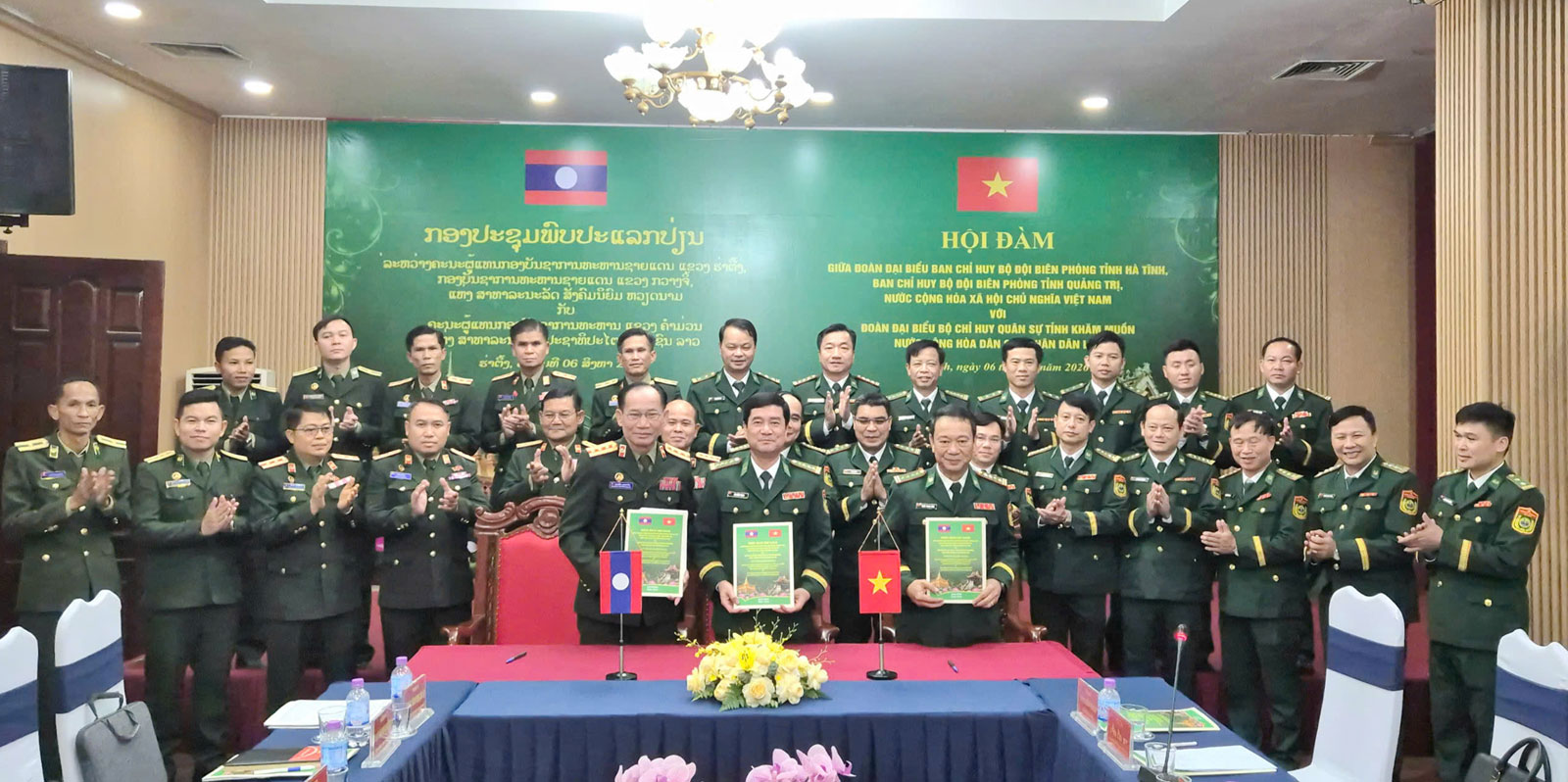 Hội đàm tăng cường hợp tác bảo vệ biên giới Việt Nam - Lào