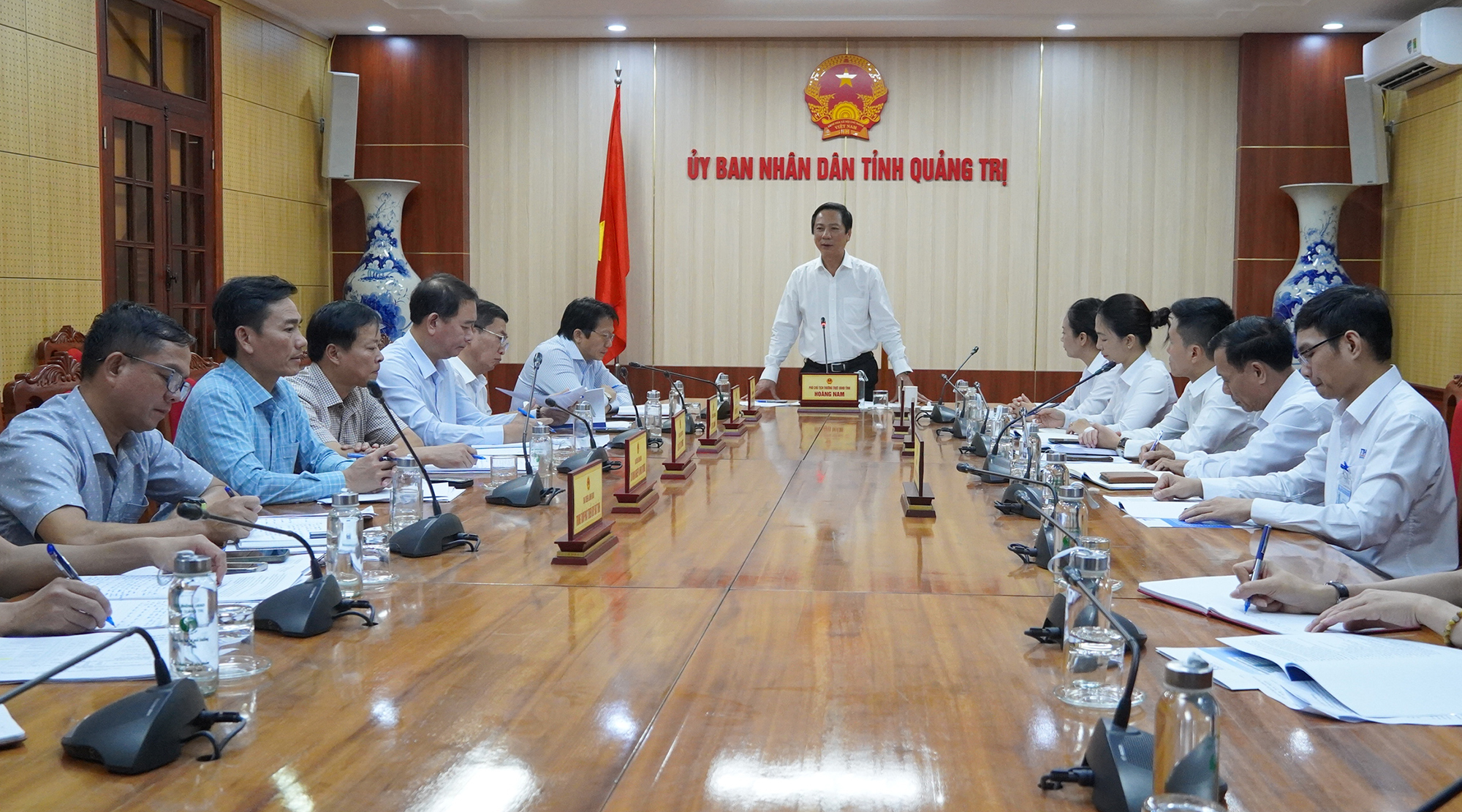 Xem xét chủ trương phát triển chuỗi hệ thống y tế và đào tạo nhân lực trên địa bàn tỉnh