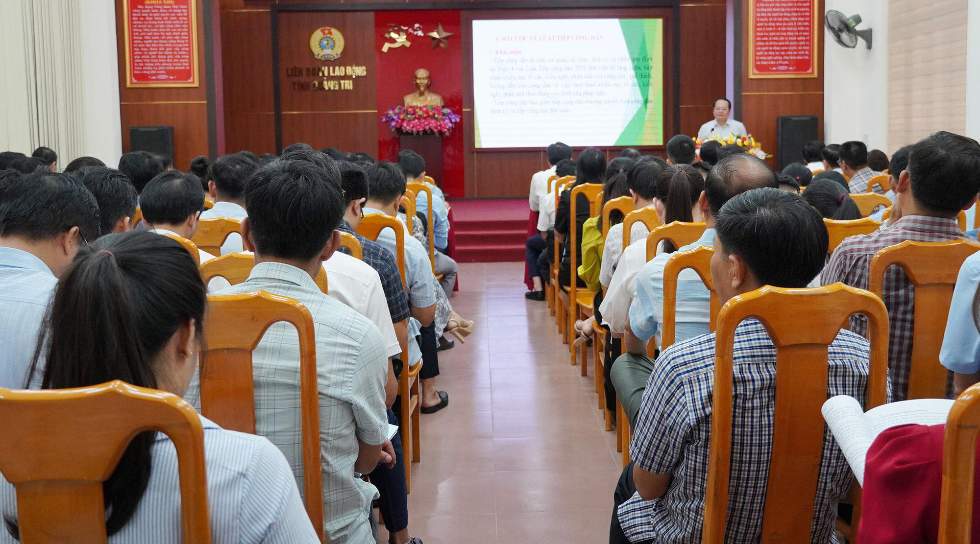 Tập huấn nghiệp vụ về tiếp công dân, giải quyết khiếu nại, tố cáo; công tác phòng, chống tham nhũng, lãng phí, tiêu cực