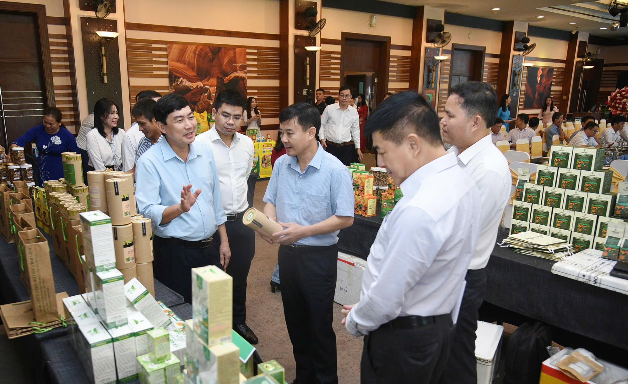 Chuyển đổi số đi vào chiều sâu trong lĩnh vực nông nghiệp và môi trường