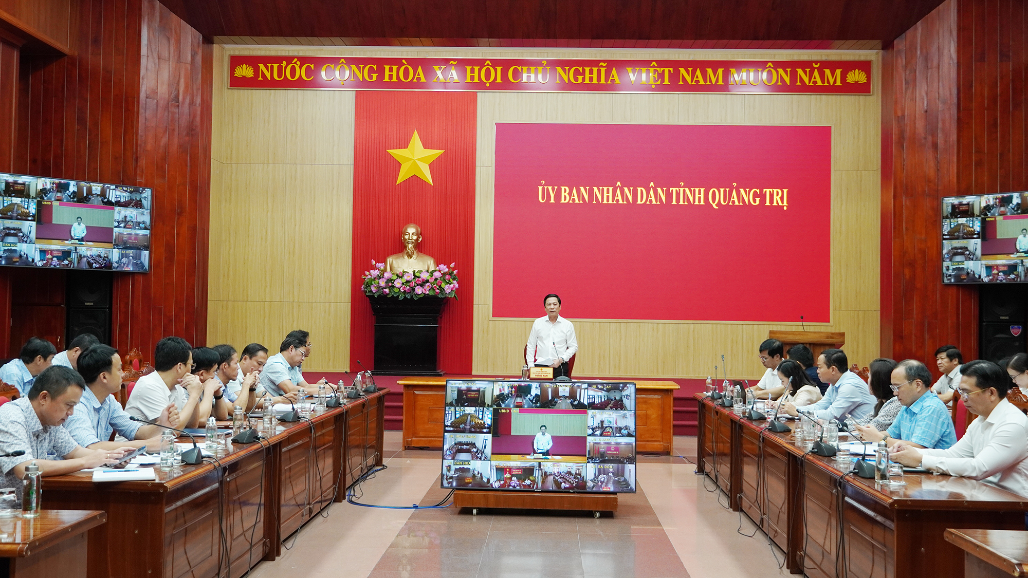 Thống nhất phương án trong công tác quản lý, thu gom, vận chuyển và xử lý chất thải rắn sinh hoạt