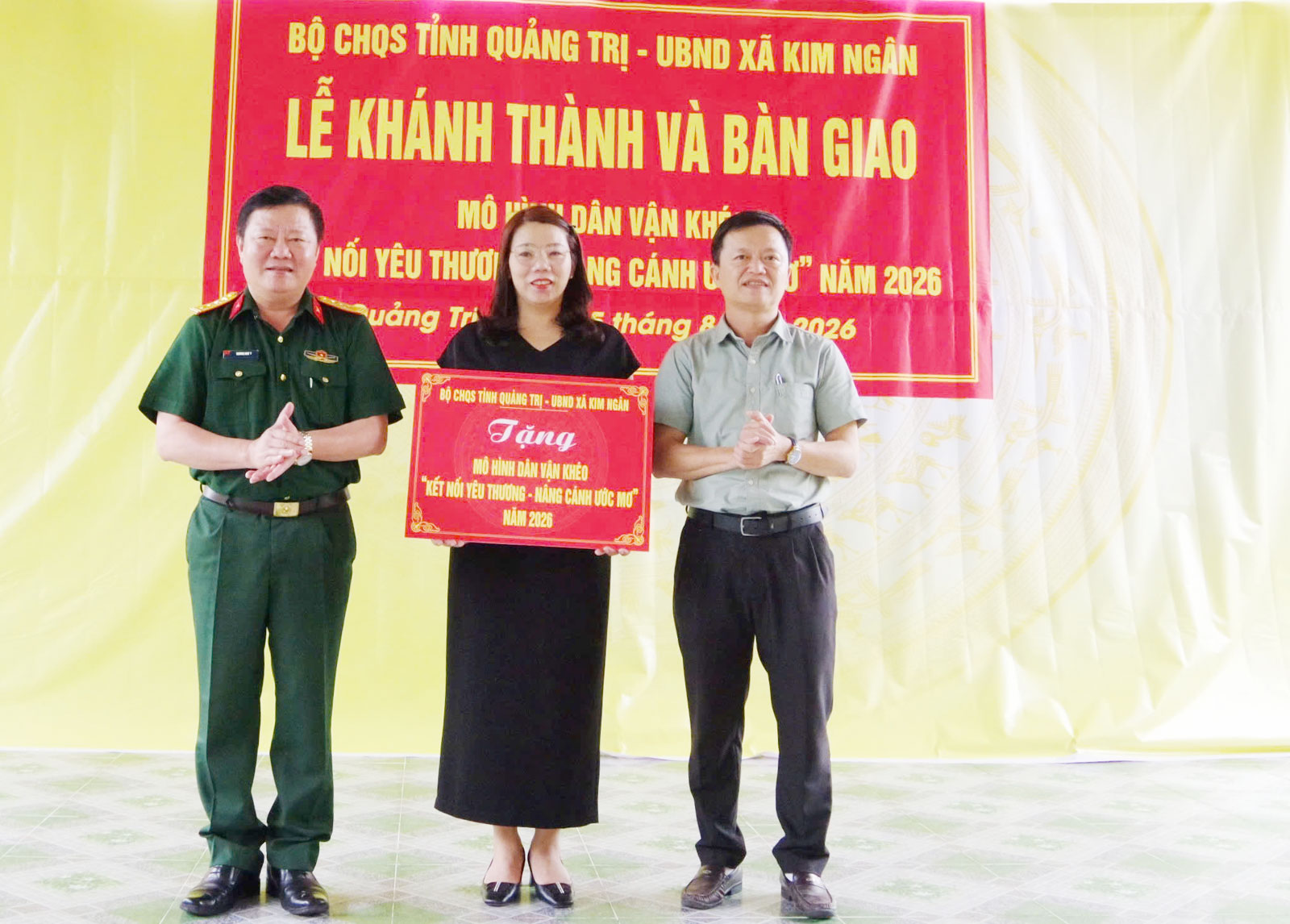 Bàn giao mô hình “Kết nối yêu thương - Nâng cánh ước mơ” cho trẻ em vùng khó khăn