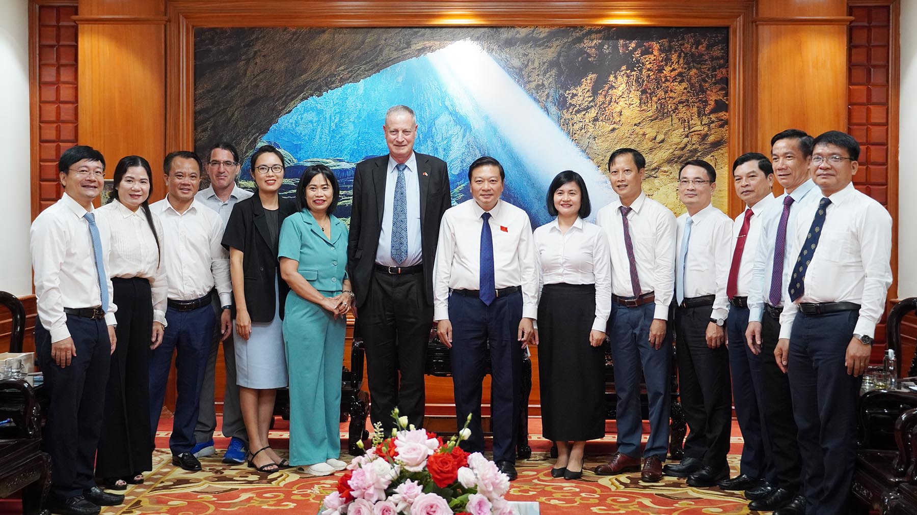 Chủ tịch UBND tỉnh Lê Hồng Vinh tiếp Đại sứ Israel tại Việt Nam