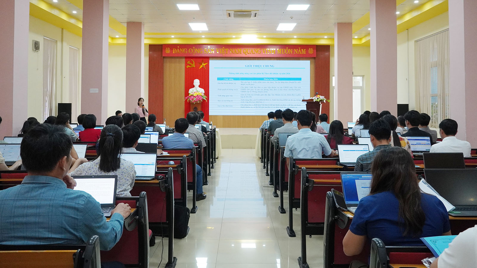 Trung tâm Điều hành thông tin tỉnh: Tập huấn hướng dẫn sử dụng Phân hệ Theo dõi nhiệm vụ của UBND tỉnh, Chủ tịch UBND tỉnh giao
