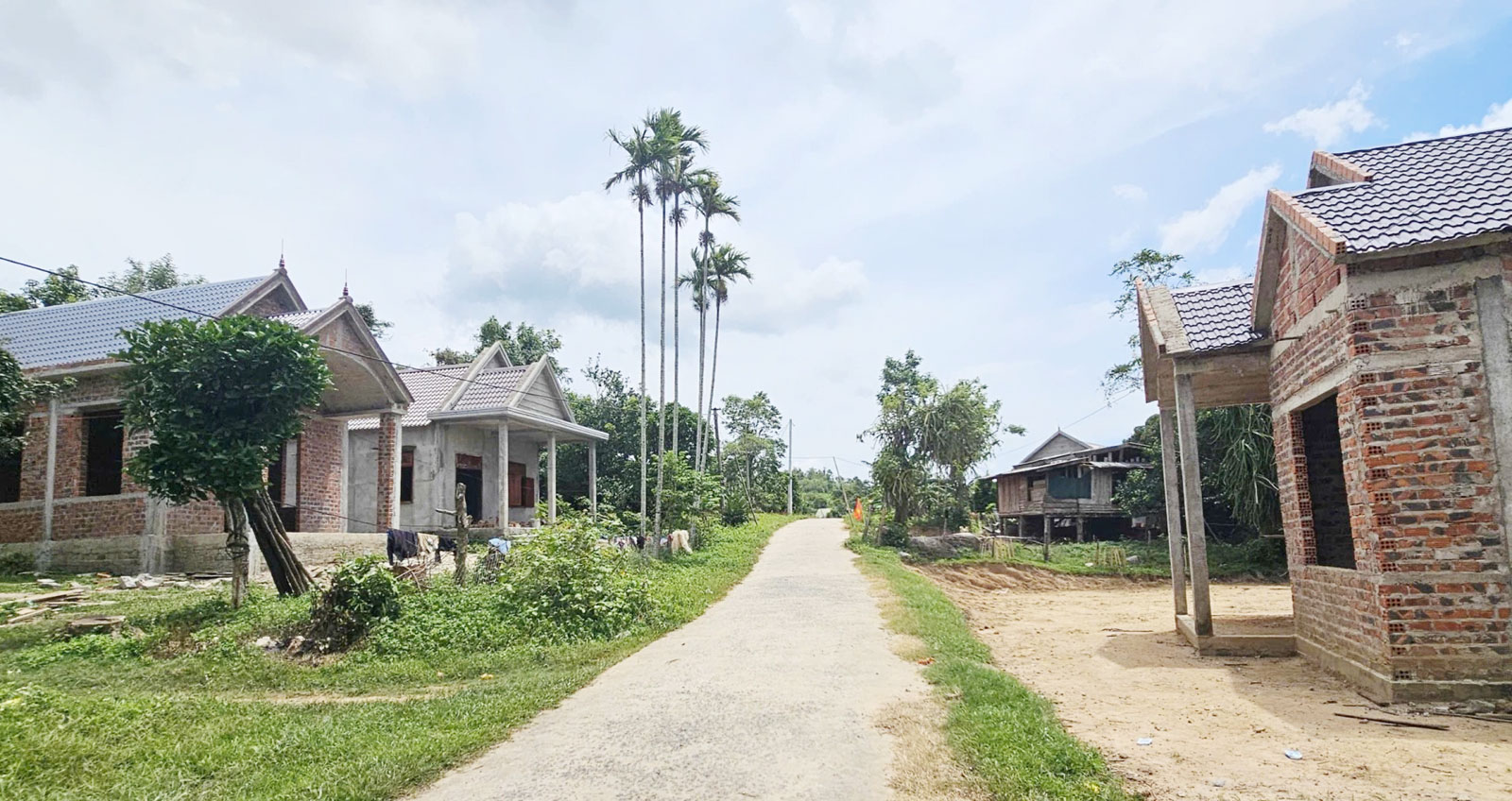 Xã A Dơi hoàn thành rà soát 06 thôn vùng đồng bào dân tộc thiểu số sau sắp xếp